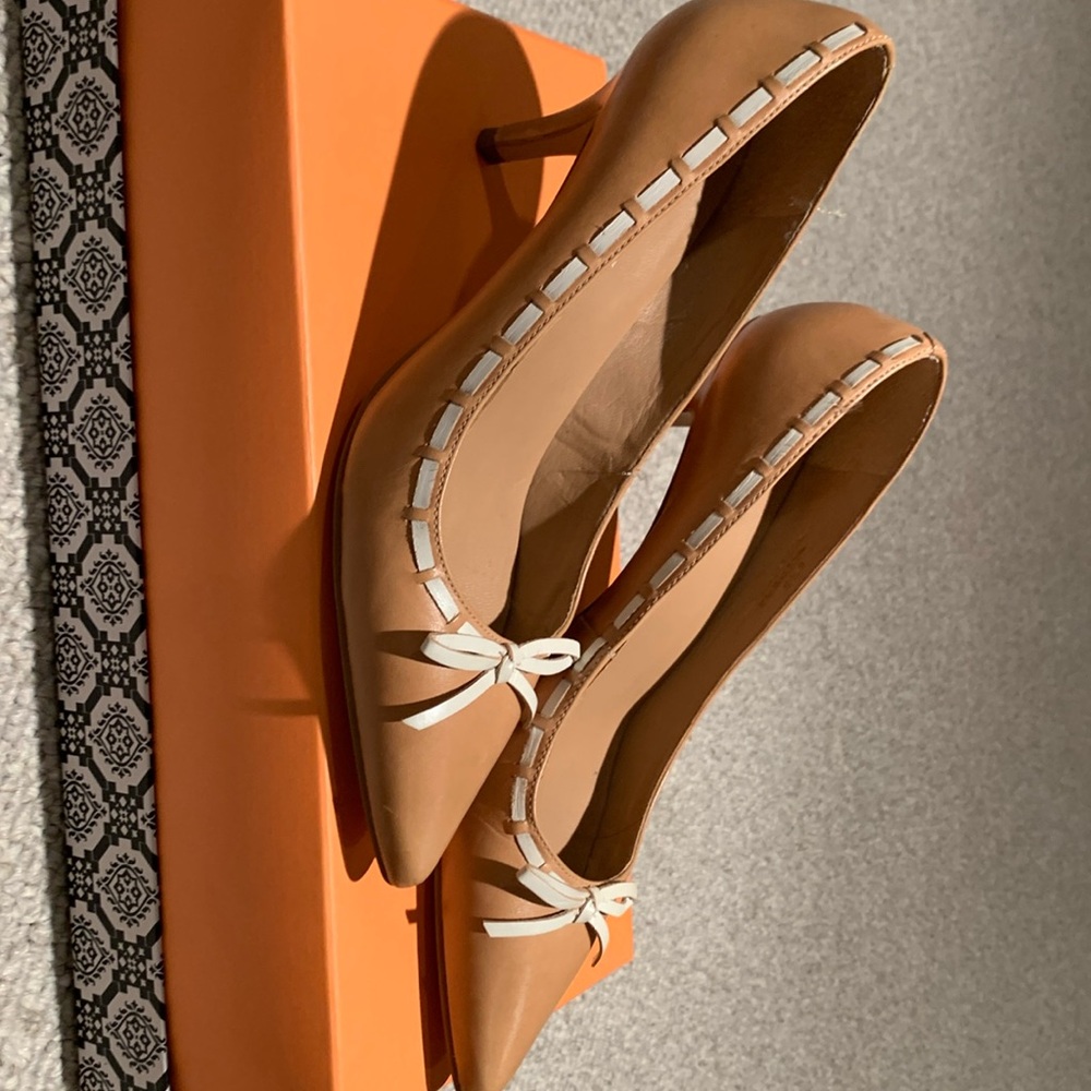 Talbots kitten heels